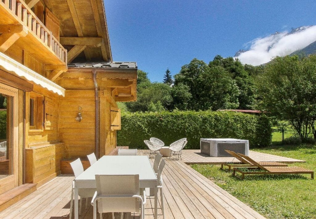 Chalet Bechar aux Houches, jardin, sauna et jacuzzi, géré par Care Concierge